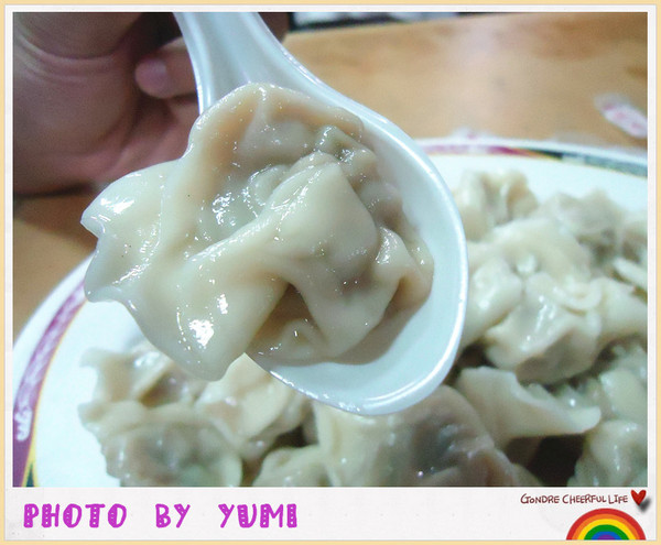 向上水餃：【台中食記】打破經濟不景氣之甚麼都漲!!水餃堅持一顆兩元省荷包@向上水餃