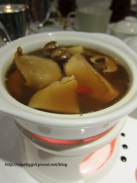 飛饗創意西式料理:台南東區❤飛饗創意西式料理【愛評柒拾伍卷】