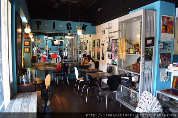 Pick 屁渴：★Pick 屁渴-特色炒泡麵+烤黑糖奶茶