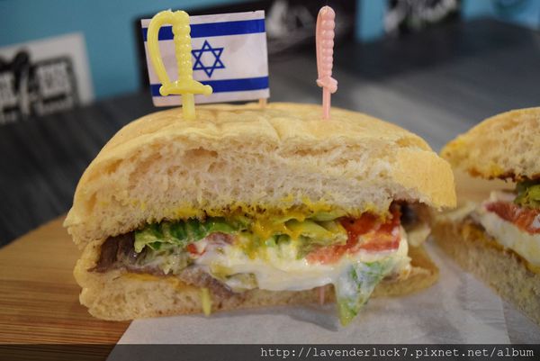 Pick 屁渴：★Pick 屁渴-特色炒泡麵+烤黑糖奶茶