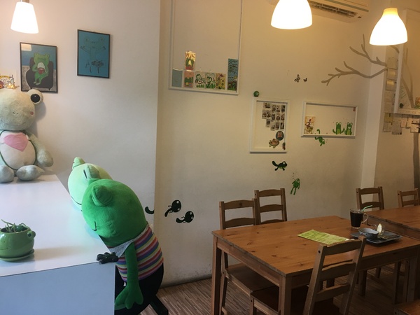 蛙喜廚房：[捷運松江南京站食記] 隱藏在松江路巷內的＂蛙喜廚房＂親子主題餐廳＊很吸晴又溫馨一起來享樂吧！