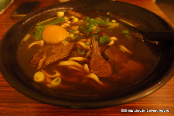 金宴小館：【台中潭子】金宴小館－尋常小吃店，牛肉麵挺便宜的