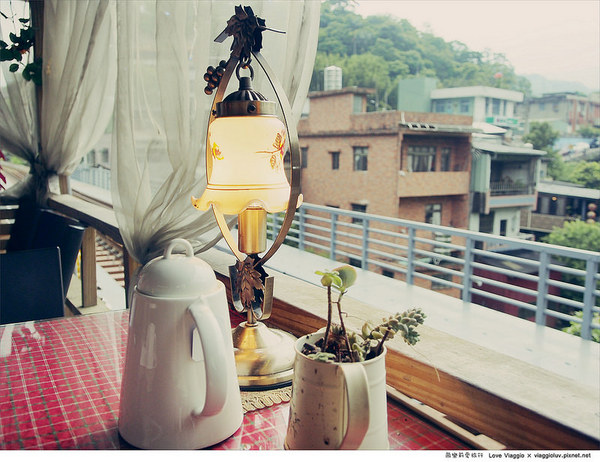 街角28:【台北 Taipei】平溪咖啡街角28 離火車最近的距離品嚐咖啡 Pinxi