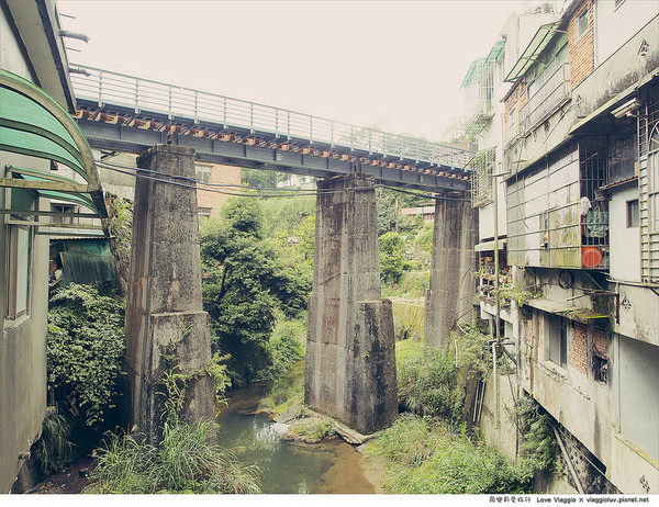 街角28:【台北 Taipei】平溪咖啡街角28 離火車最近的距離品嚐咖啡 Pinxi