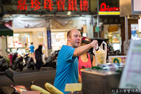 四季逗黑砂糖木瓜牛奶：【食記】｛高雄。苓雅區｝自強夜市裡的果汁調色盤四季逗好喝新鮮又健康