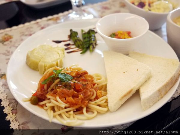 聖荷緹渡假城堡：變身公主！夢幻風「聖荷緹渡假城堡民宿」