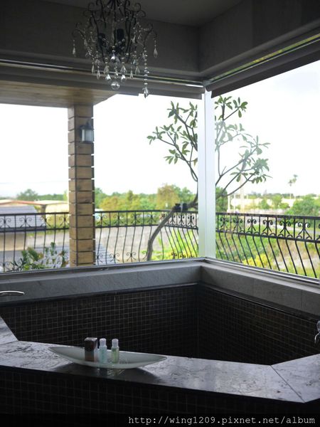 聖荷緹渡假城堡：變身公主！夢幻風「聖荷緹渡假城堡民宿」