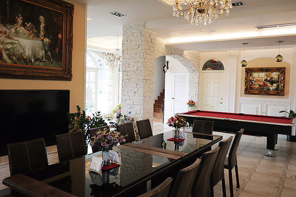 聖荷緹渡假城堡：【宜蘭。五結】郷間田野の城堡民宿～聖荷緹城堡渡假城堡