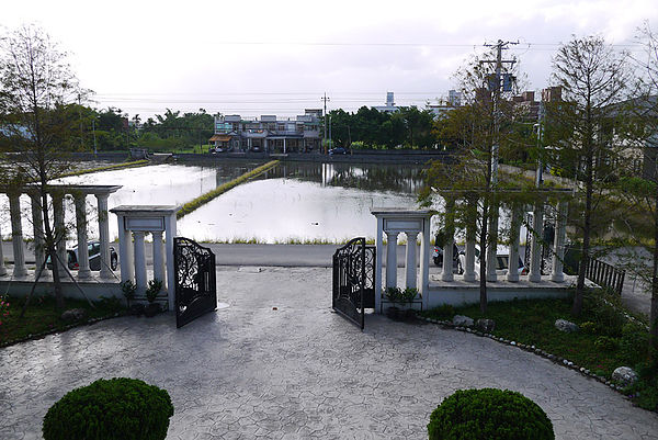 聖荷緹渡假城堡：【宜蘭。五結】郷間田野の城堡民宿～聖荷緹城堡渡假城堡