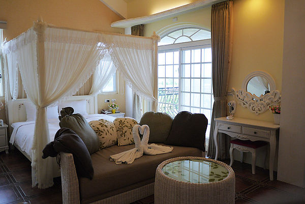 聖荷緹渡假城堡：【宜蘭。五結】郷間田野の城堡民宿～聖荷緹城堡渡假城堡