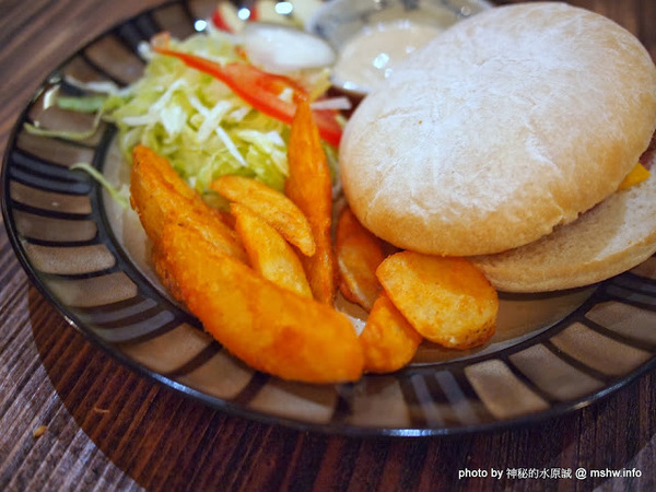 昨日花卷 跨界好食：【食記】台中西區-Offer oh 昨日花卷.跨界好食@草悟道 : 料理創意x口味獨家x環境舒適的無國界餐飲