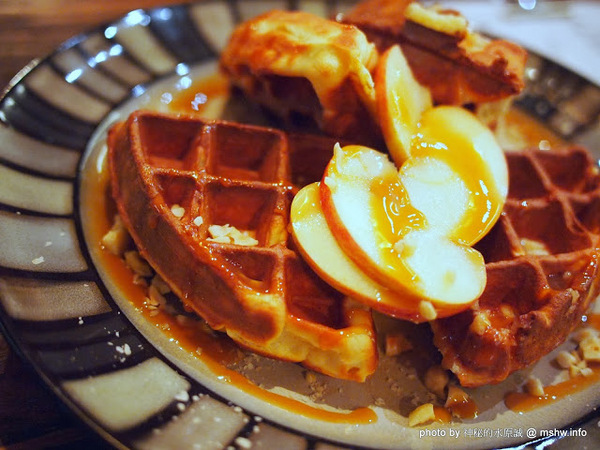 昨日花卷 跨界好食：【食記】台中西區-Offer oh 昨日花卷.跨界好食@草悟道 : 料理創意x口味獨家x環境舒適的無國界餐飲