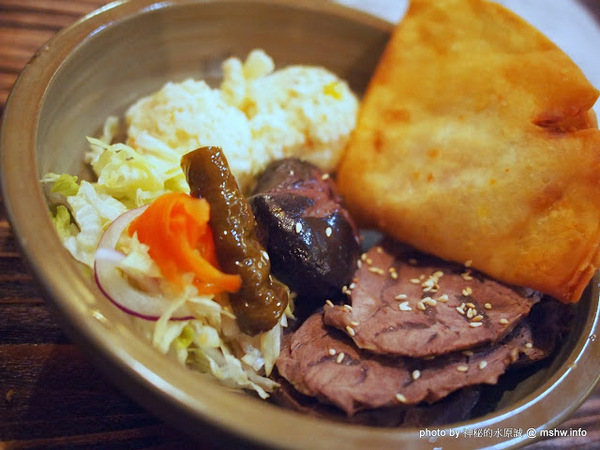 昨日花卷 跨界好食：【食記】台中西區-Offer oh 昨日花卷.跨界好食@草悟道 : 料理創意x口味獨家x環境舒適的無國界餐飲