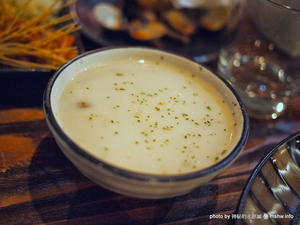 昨日花卷 跨界好食：【食記】台中西區-Offer oh 昨日花卷.跨界好食@草悟道 : 料理創意x口味獨家x環境舒適的無國界餐飲