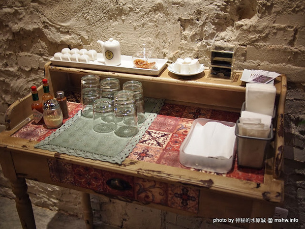 昨日花卷 跨界好食：【食記】台中西區-Offer oh 昨日花卷.跨界好食@草悟道 : 料理創意x口味獨家x環境舒適的無國界餐飲