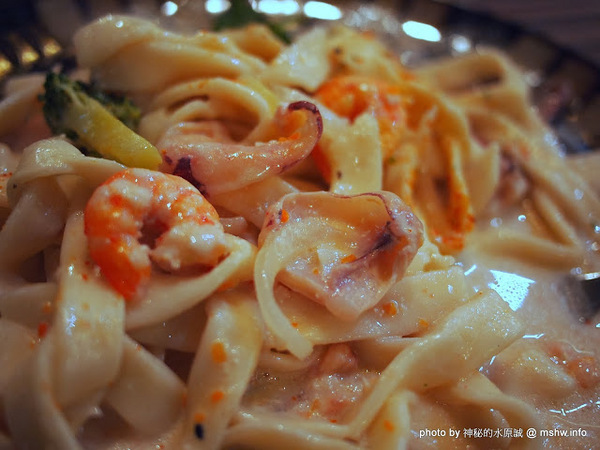 昨日花卷 跨界好食：【食記】台中西區-Offer oh 昨日花卷.跨界好食@草悟道 : 料理創意x口味獨家x環境舒適的無國界餐飲