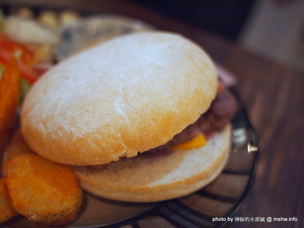 昨日花卷 跨界好食：【食記】台中西區-Offer oh 昨日花卷.跨界好食@草悟道 : 料理創意x口味獨家x環境舒適的無國界餐飲
