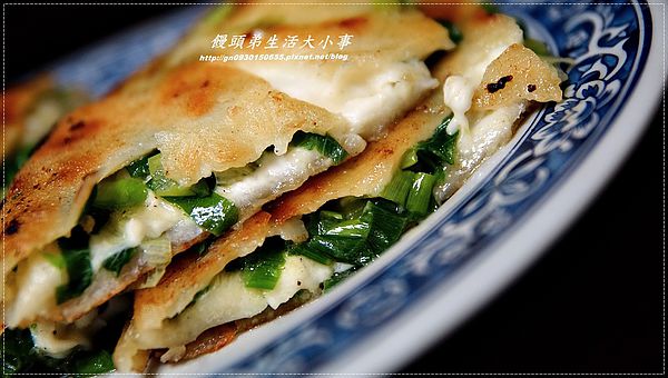 老克明蔥油餅:【老克明】妳有吃過會爆蔥的蔥油餅嗎??讓妳每口都是好滋味