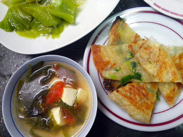 老克明蔥花鍋餅(鹹)(170±10g)X5/包：老克明[蔥花鍋餅]˙[鮮肉水餃]好吃無敵啦!