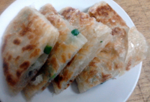 老克明蔥花鍋餅(鹹)(170±10g)X5/包：老克明[蔥花鍋餅]˙[鮮肉水餃]好吃無敵啦!