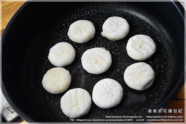 蔥媽媽美食生活館：【宅配】蔥媽媽 安心吃美食專賣店《爆汁玉米豬肉餡餅 手工蔥抓餅系列》