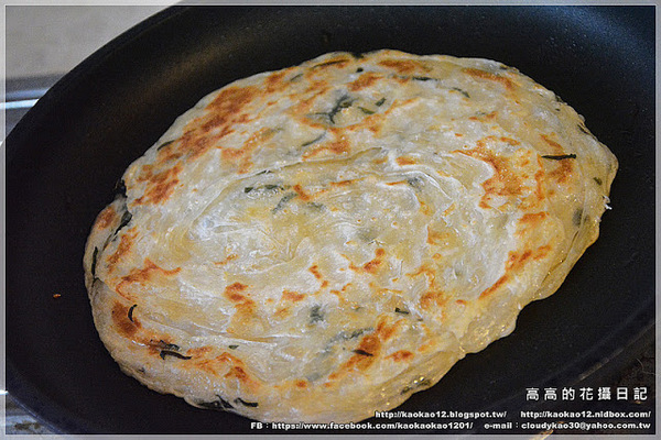 蔥媽媽美食生活館：【宅配】蔥媽媽 安心吃美食專賣店《爆汁玉米豬肉餡餅 手工蔥抓餅系列》