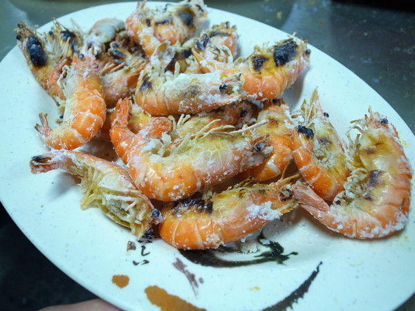 紅蟳王釣蝦場: <新北|三重|熱炒>好吃又好玩~紅蟳王釣蝦場