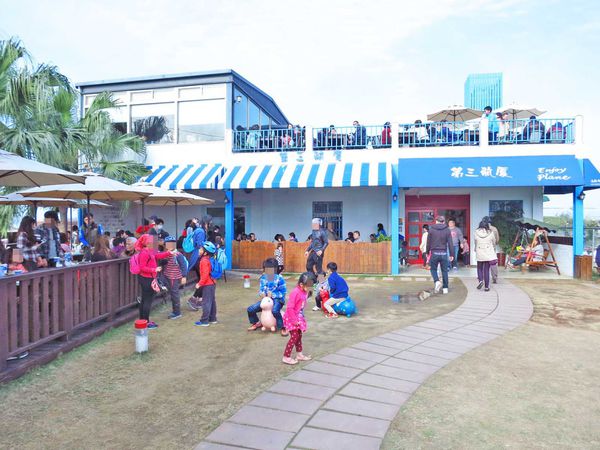 【桃園餐廳】第三航廈咖啡店-坐著喝咖啡也能看到飛機