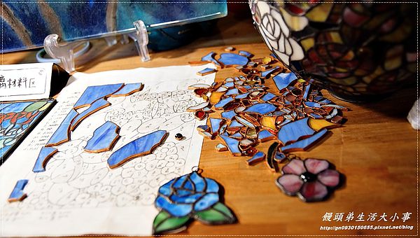 Murano 莫拉諾精品咖啡:【食記/台北市】什麼??這裡是喝下午茶的地方還是賣燈♪♪莫拉諾 Murano♪♪