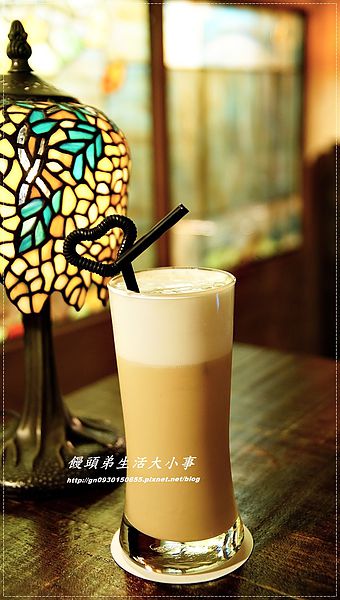 Murano 莫拉諾精品咖啡:【食記/台北市】什麼??這裡是喝下午茶的地方還是賣燈♪♪莫拉諾 Murano♪♪