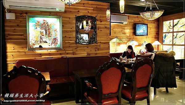 Murano 莫拉諾精品咖啡:【食記/台北市】什麼??這裡是喝下午茶的地方還是賣燈♪♪莫拉諾 Murano♪♪