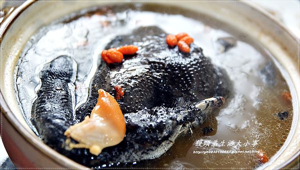 日芳珍饌「北極貝米雞」：【日芳珍饌】超誇張～雞的骨頭可以吃下肚♪♪北極貝米雞♪♪