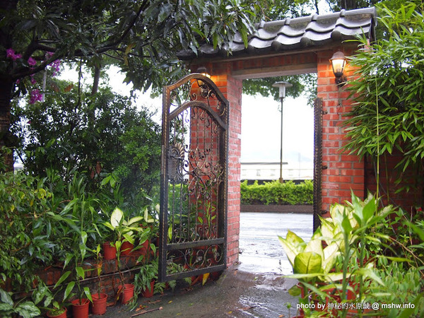 戲綠川民宿:【景點】【食記】南投戲綠川民宿&部落美食餐廳@埔里甫田六號探坑 : 清幽氛圍中的部落美味,但是太天然了