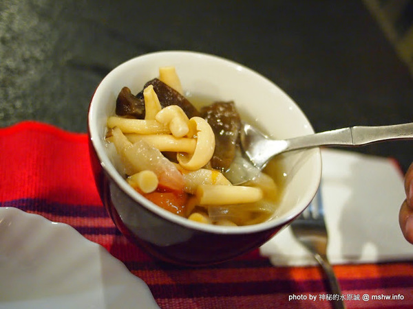 戲綠川民宿:【景點】【食記】南投戲綠川民宿&部落美食餐廳@埔里甫田六號探坑 : 清幽氛圍中的部落美味,但是太天然了