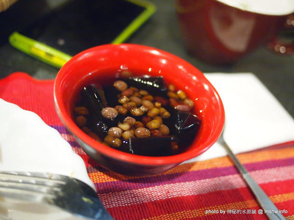 戲綠川民宿:【景點】【食記】南投戲綠川民宿&部落美食餐廳@埔里甫田六號探坑 : 清幽氛圍中的部落美味,但是太天然了