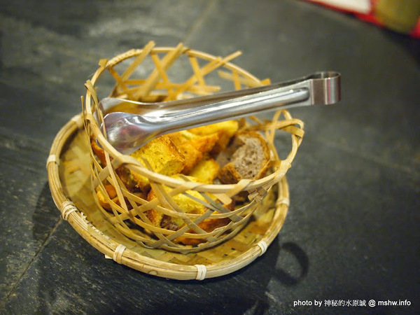 戲綠川民宿:【景點】【食記】南投戲綠川民宿&部落美食餐廳@埔里甫田六號探坑 : 清幽氛圍中的部落美味,但是太天然了