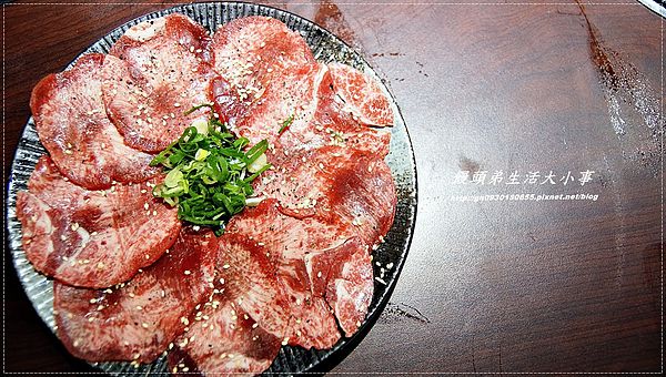 楓居酒燒:【食記/台北市】捷運美食~隱藏在巷弄間的美食♪♪楓居酒燒♪♪