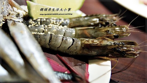 楓居酒燒:【食記/台北市】捷運美食~隱藏在巷弄間的美食♪♪楓居酒燒♪♪