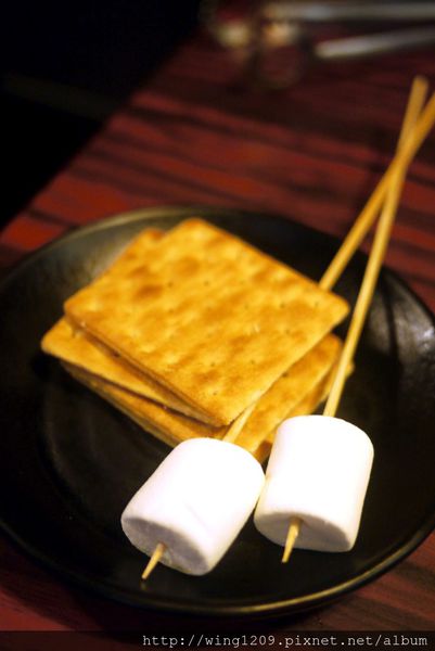 楓居酒燒：［景美］令人感動的美味燒烤。【楓居酒燒】炭火燒肉體驗