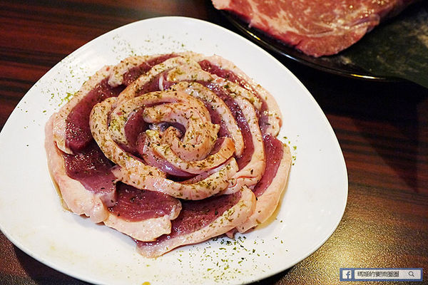 楓居酒燒：◆台北文山。捷運景美站【楓居酒燒】滿嘴燒肉喔伊西～日式燒肉。日式屋酒屋