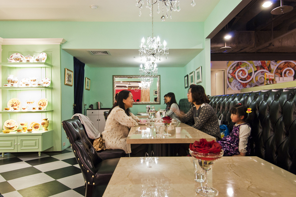 古典玫瑰園(台中廣三SOGO店)(台中廣三SOGO店):台中廣三Sogo古典玫瑰園-與小王子的約會