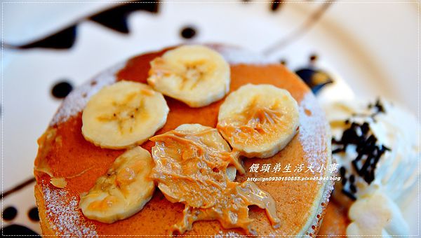 貓小路cafe:【食記/基隆市】超萌超Q的貓王鬆餅~你千萬不能錯過♪♪貓小路cafe♪♪