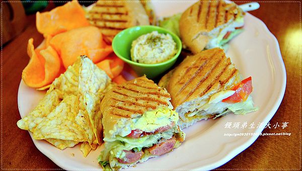 貓小路cafe:【食記/基隆市】超萌超Q的貓王鬆餅~你千萬不能錯過♪♪貓小路cafe♪♪