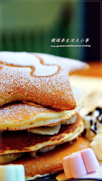 貓小路cafe:【食記/基隆市】超萌超Q的貓王鬆餅~你千萬不能錯過♪♪貓小路cafe♪♪