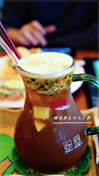 貓小路cafe:【食記/基隆市】超萌超Q的貓王鬆餅~你千萬不能錯過♪♪貓小路cafe♪♪