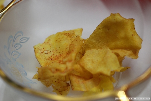 夯記地瓜酥：夯記地瓜酥✪甜度適中、口味選擇多、送禮好選擇