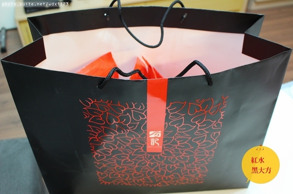 夯記地瓜酥：夯記地瓜酥✪甜度適中、口味選擇多、送禮好選擇