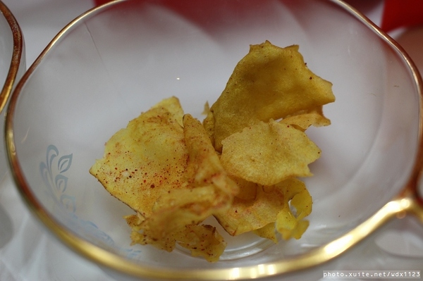 夯記地瓜酥：夯記地瓜酥✪甜度適中、口味選擇多、送禮好選擇