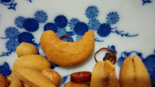 萬歲牌堅果系列：＊試吃！萬歲牌麻辣雙果，每天適量堅果有助身體健康＊