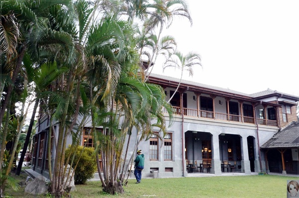 花蓮文化創意產業園區(Hualien Cultural and Creative)：[花蓮爆點一日遊]花蓮 文化創意園區~rock and roll青年聚集之地